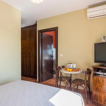 El Escudo De Guest house *
