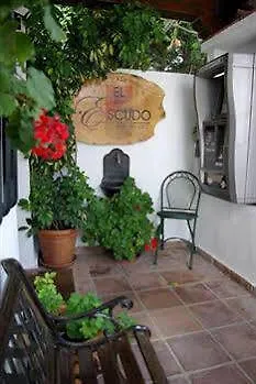 El Escudo De Guest house *