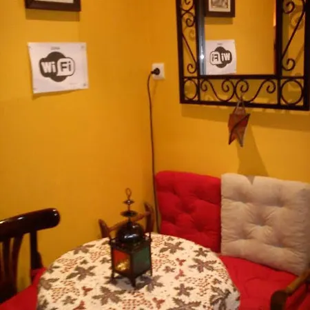 Guest house El Escudo De